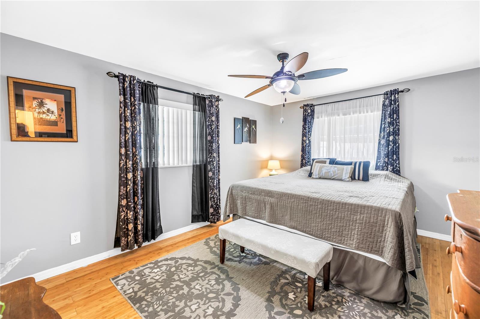 1350 WOODCREST AVE — photo 18