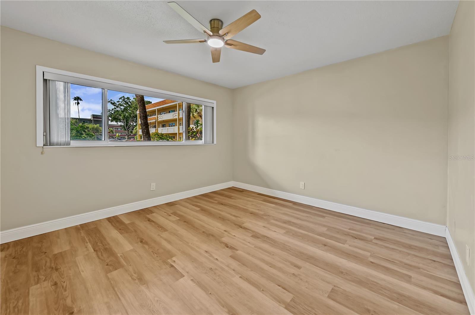 2041 AUSTRALIA WAY W #15 — photo 20