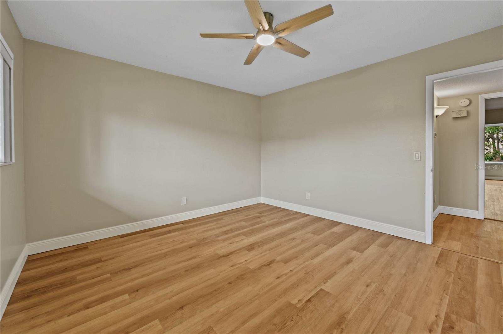 2041 AUSTRALIA WAY W #15 — photo 23