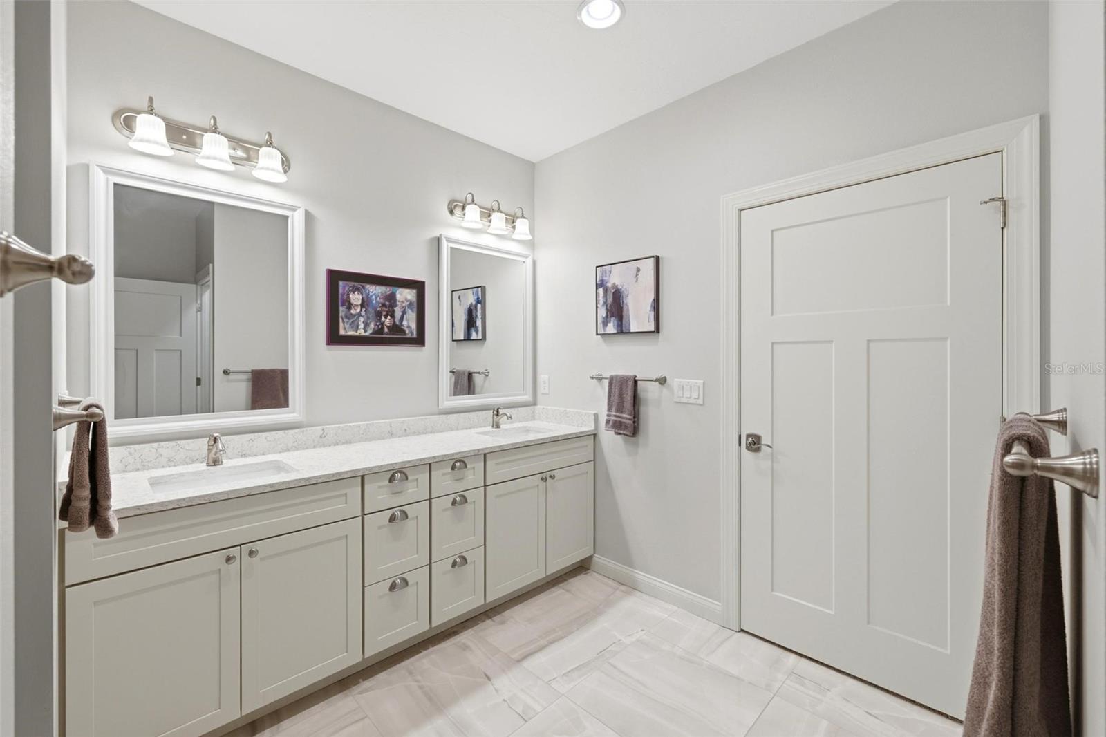 6172 ALHAMBRA AVE — photo 32