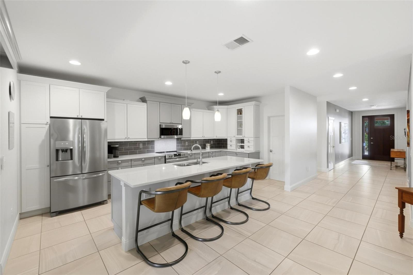 6172 ALHAMBRA AVE — photo 16