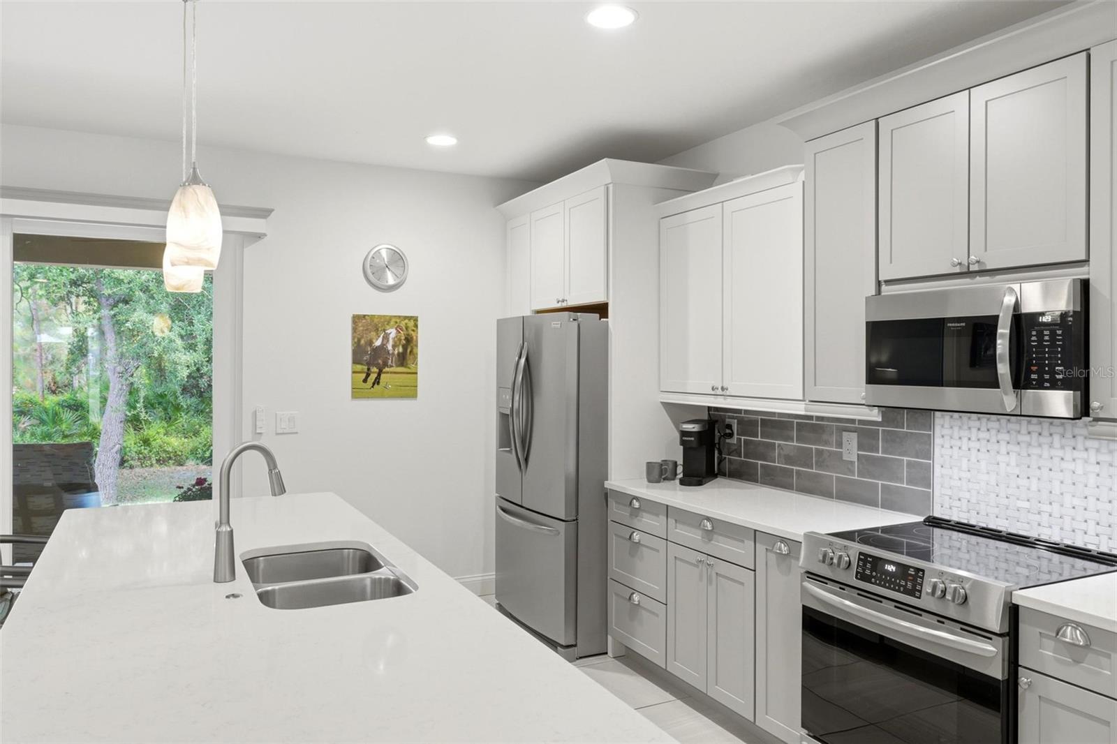 6172 ALHAMBRA AVE — photo 21