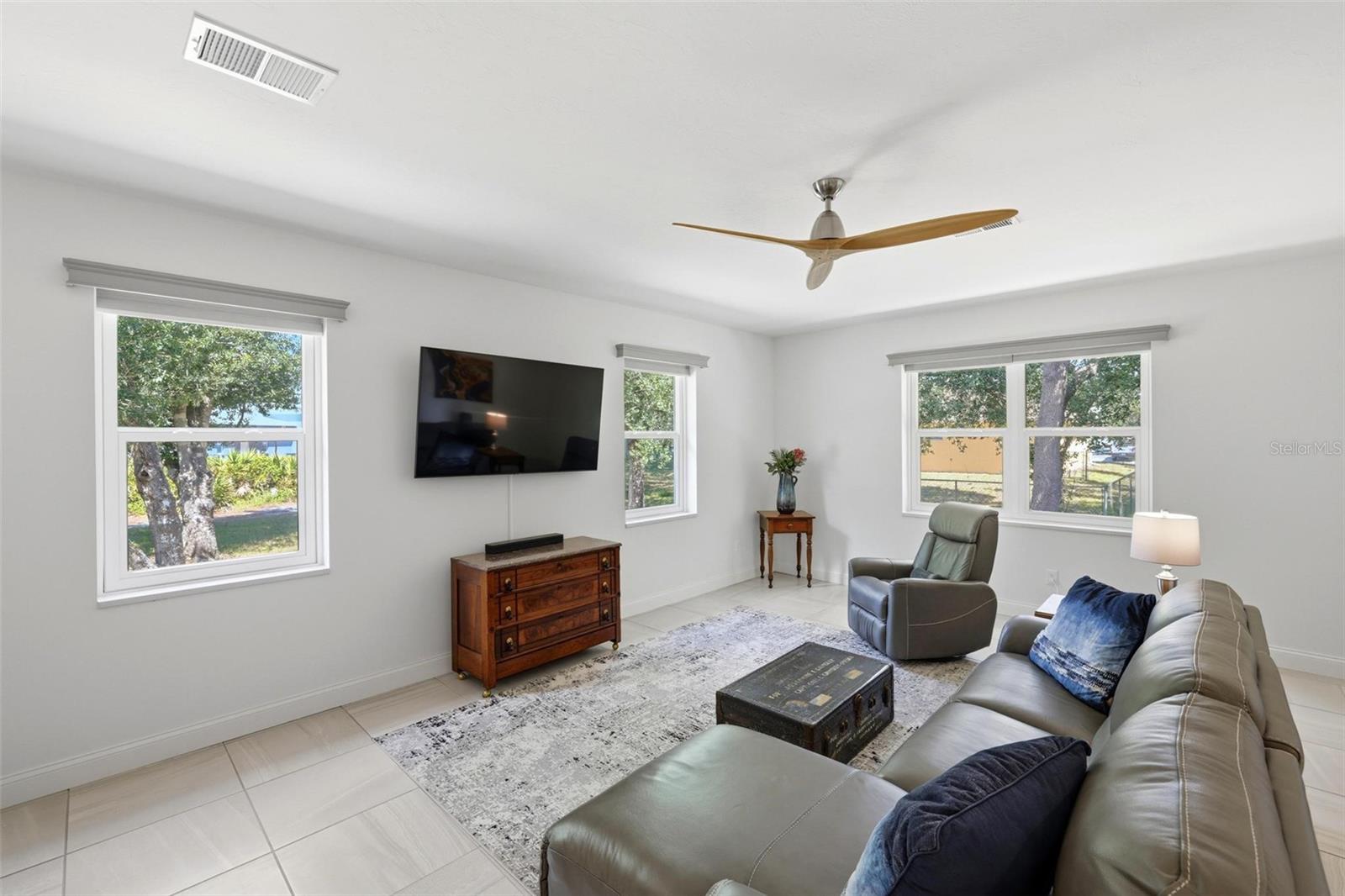 6172 ALHAMBRA AVE — photo 25