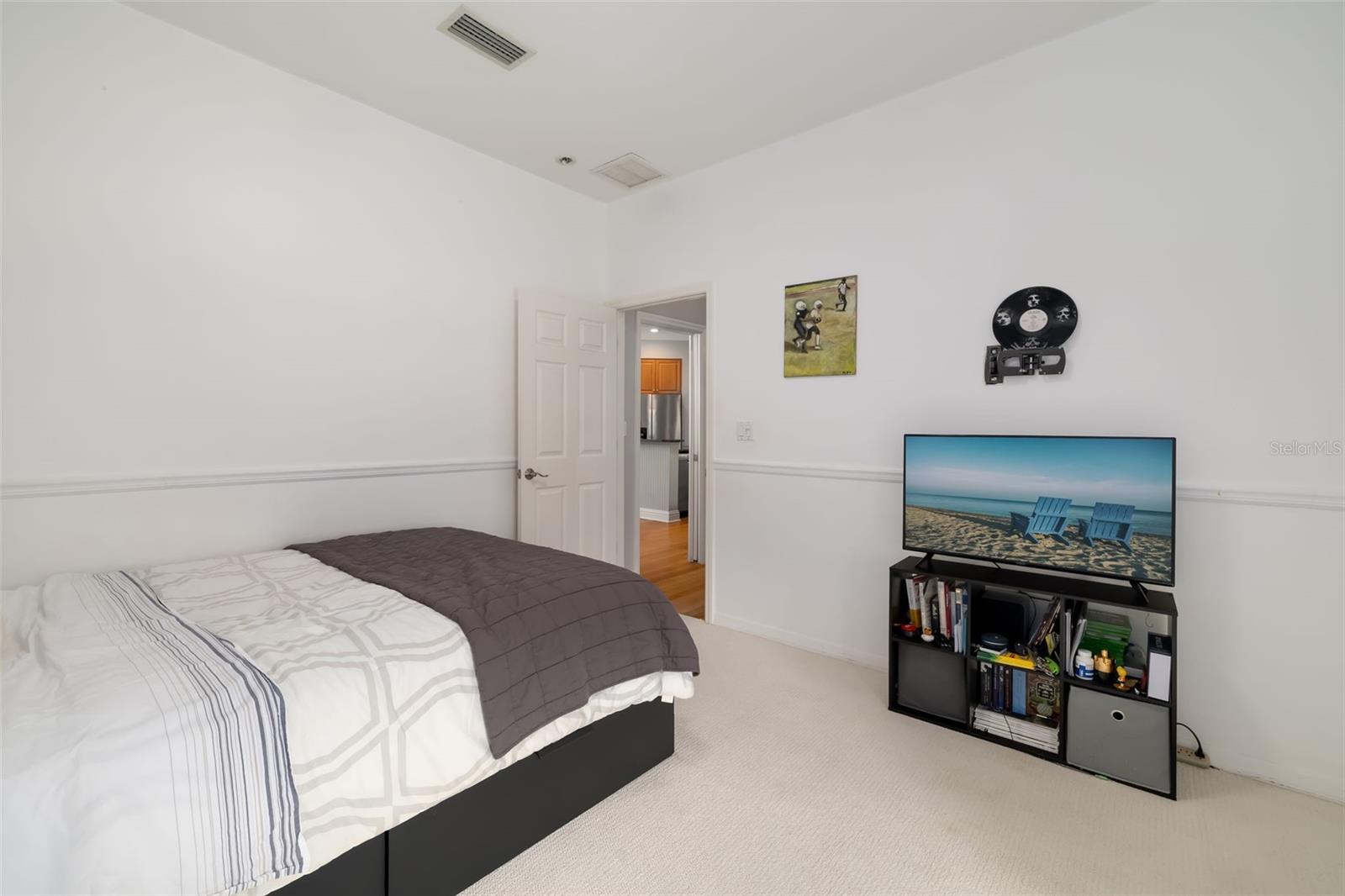 12223 SUMMER MEADOW DR — photo 33
