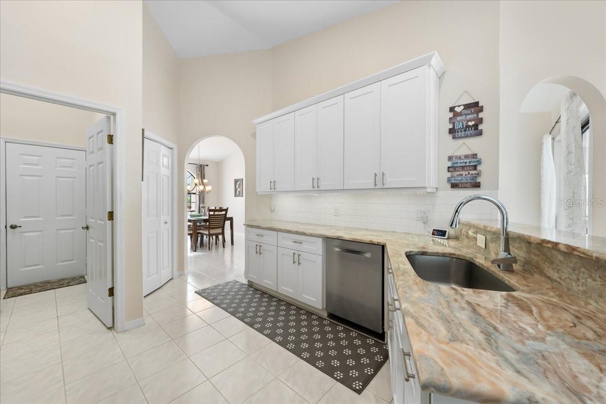 2656 SADDLEWOOD LN — photo 15