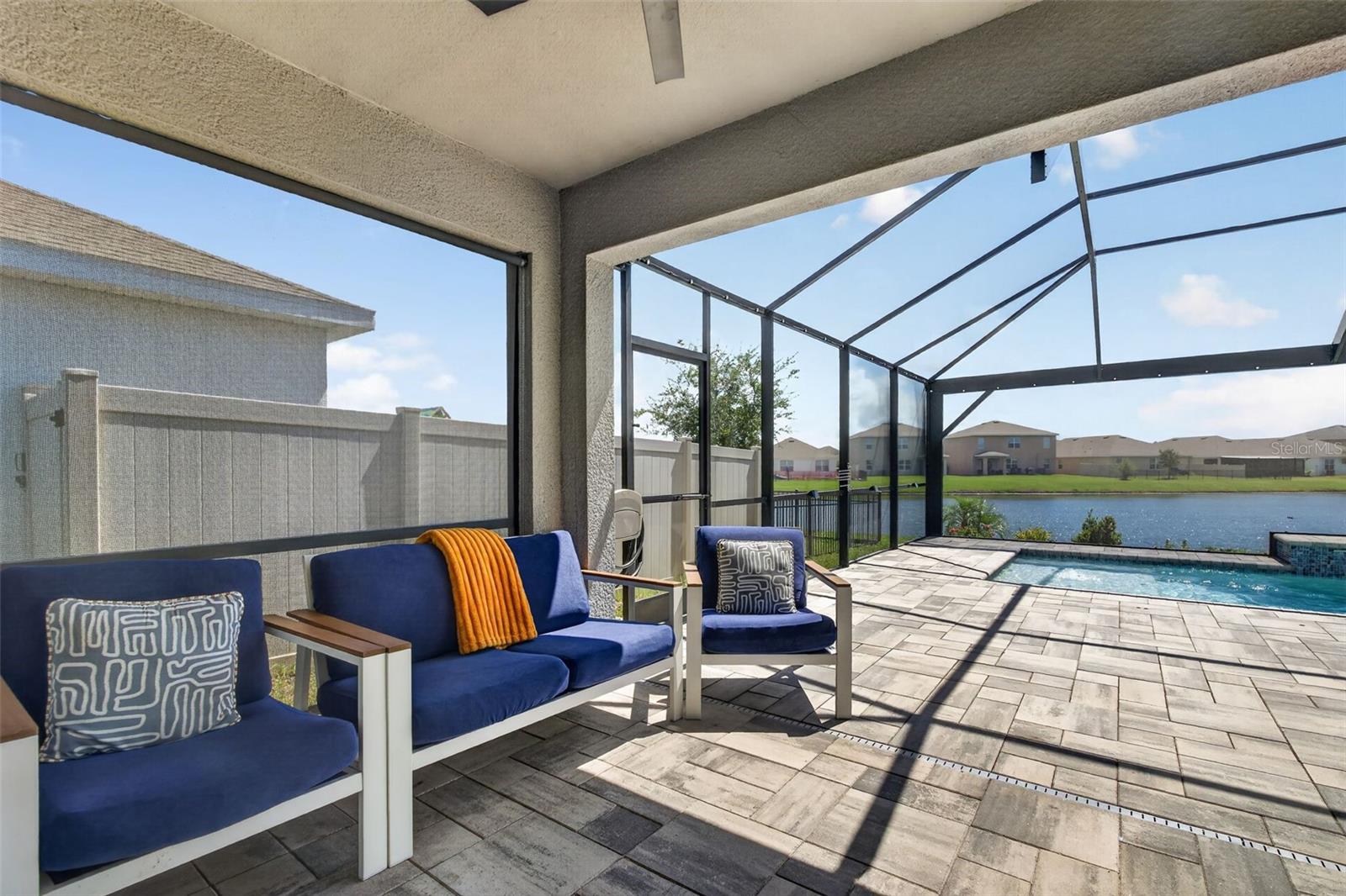 17206 RESERVA DR — photo 43