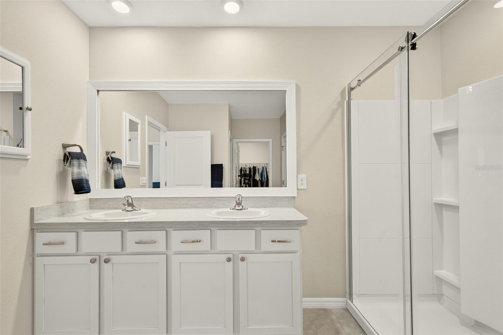 17206 RESERVA DR — photo 30