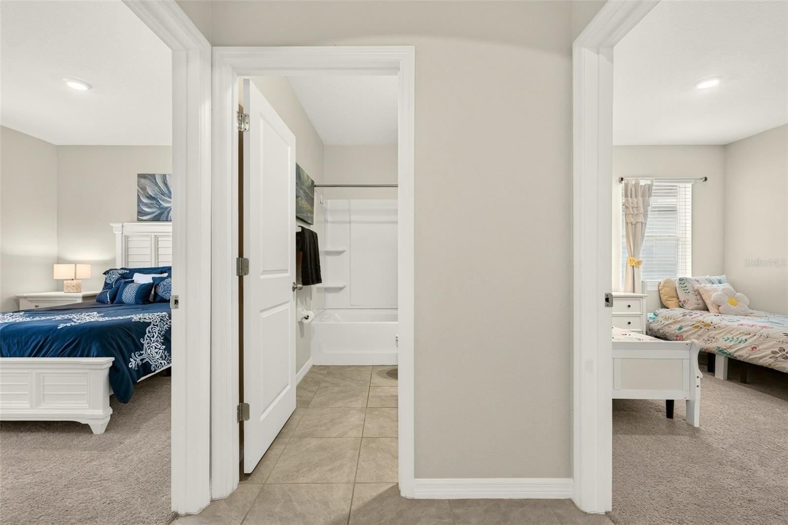 17206 RESERVA DR — photo 35