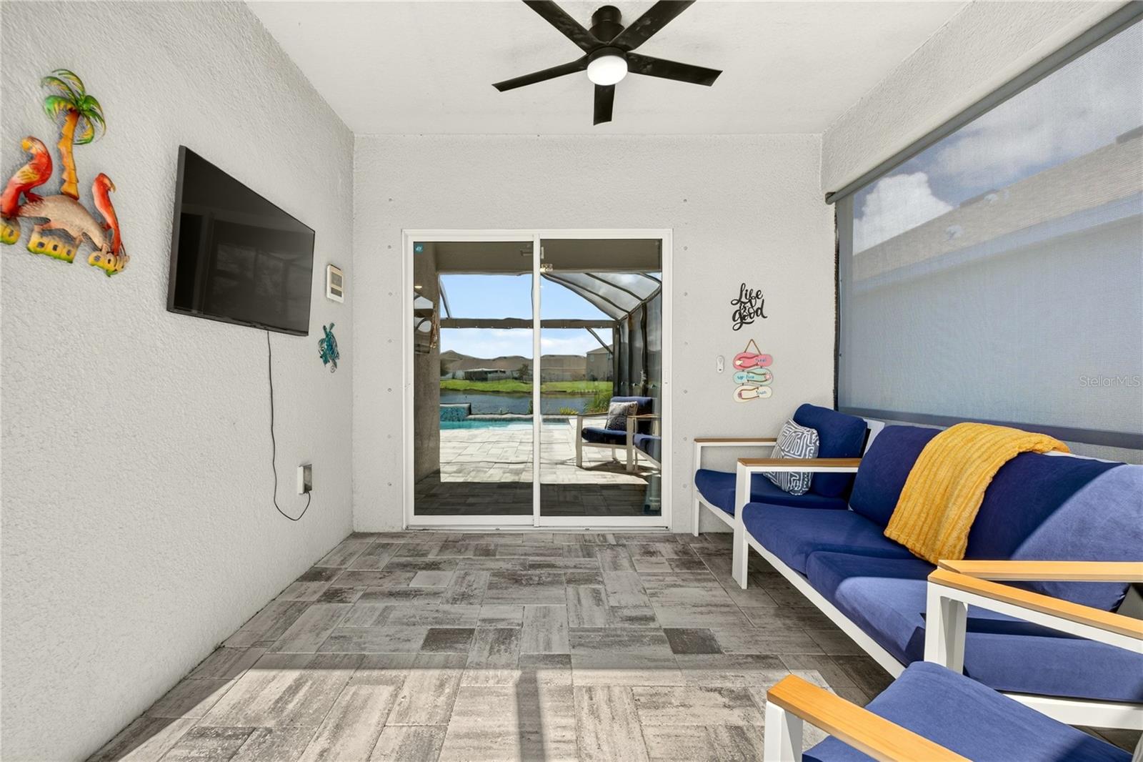 17206 RESERVA DR — photo 44