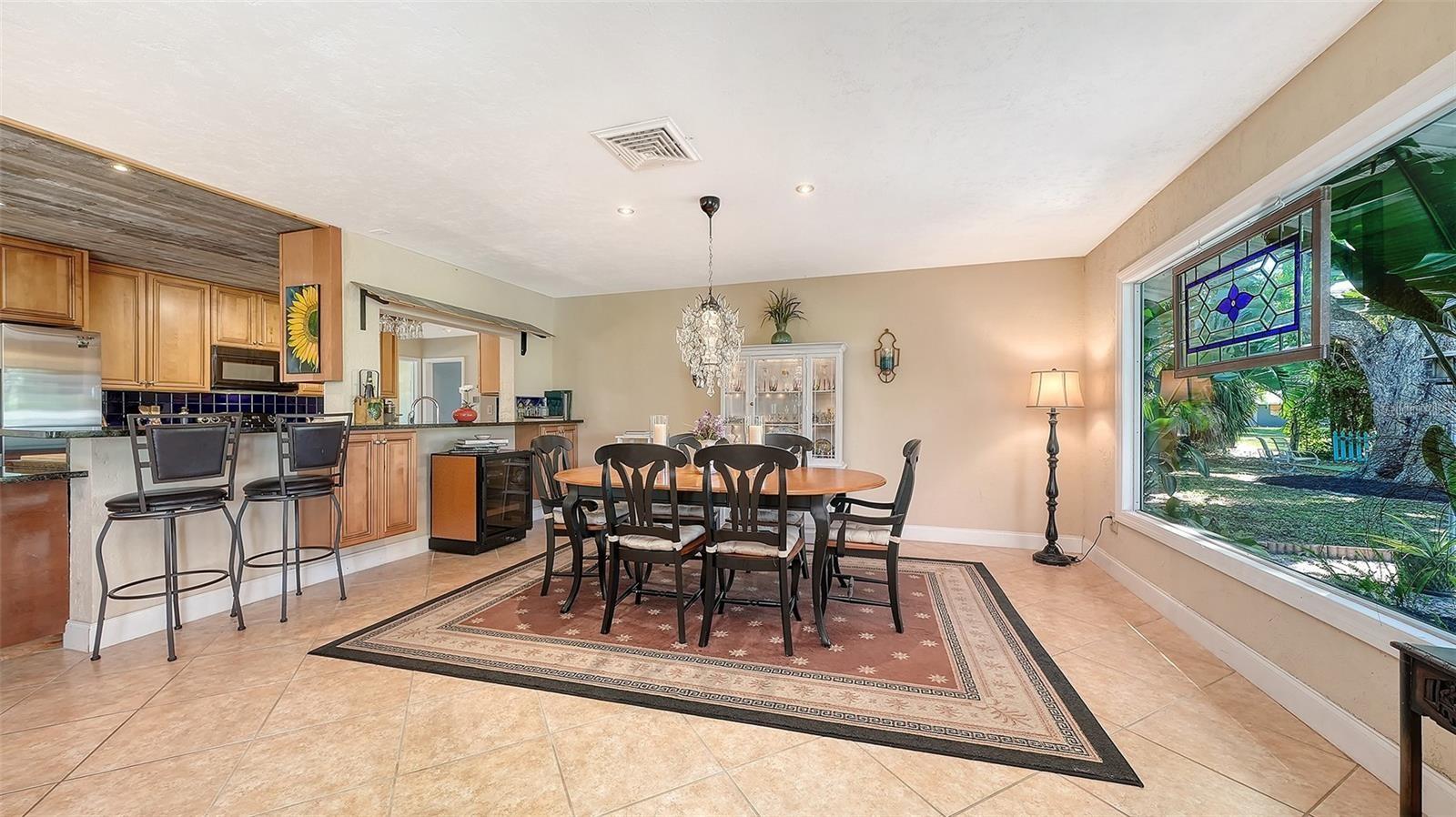 836 MAGELLAN DR — photo 8