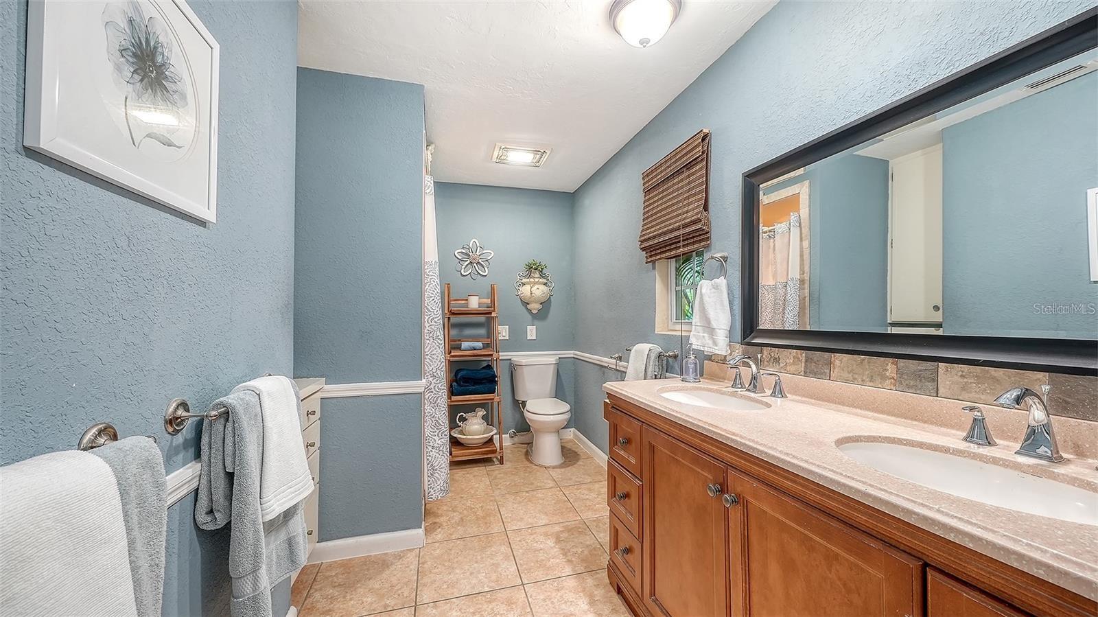 836 MAGELLAN DR — photo 11