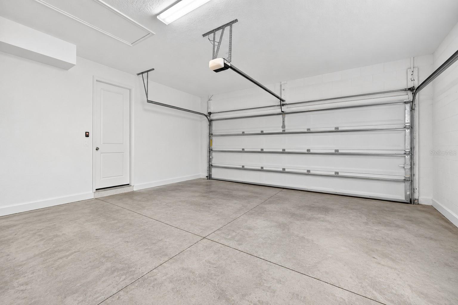 12211 STREAMBED DR — photo 44