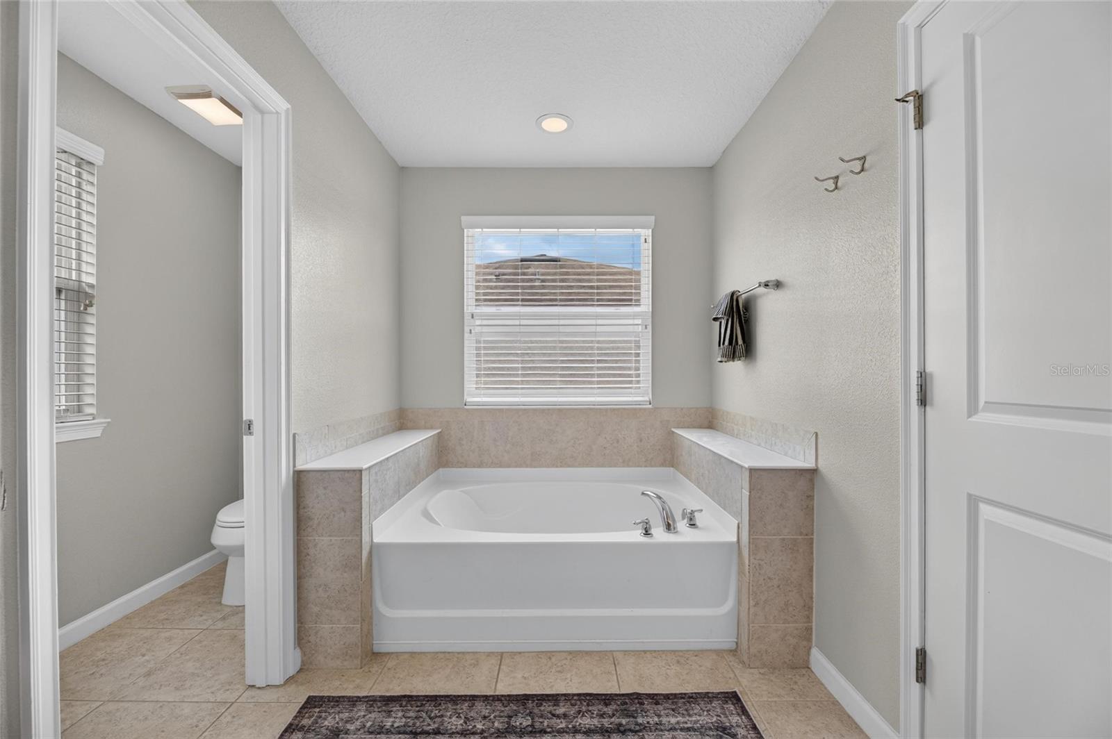 12211 STREAMBED DR — photo 35