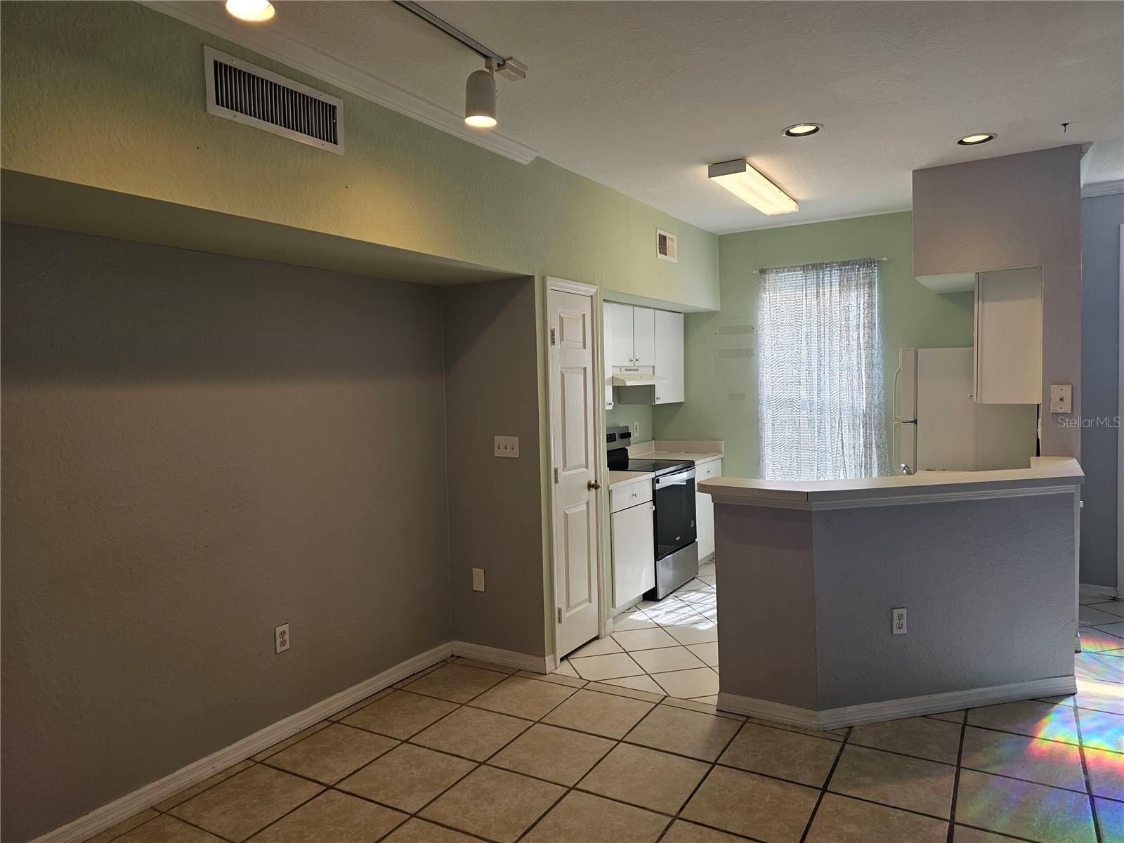 9190 LAKE CHASE ISLAND WAY — photo 2