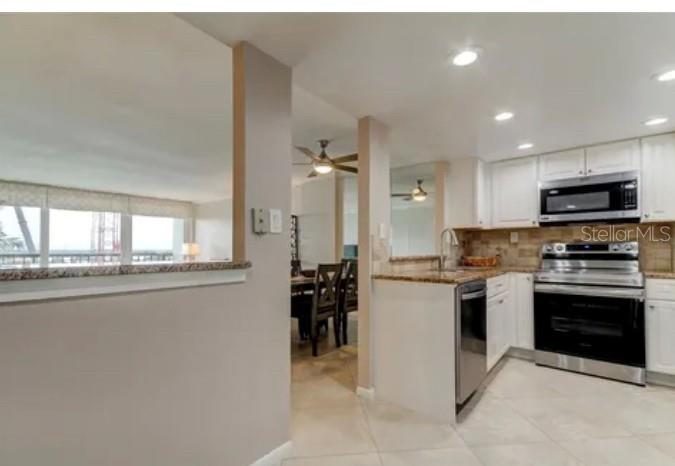 400 ISLAND WAY #708 — photo 10