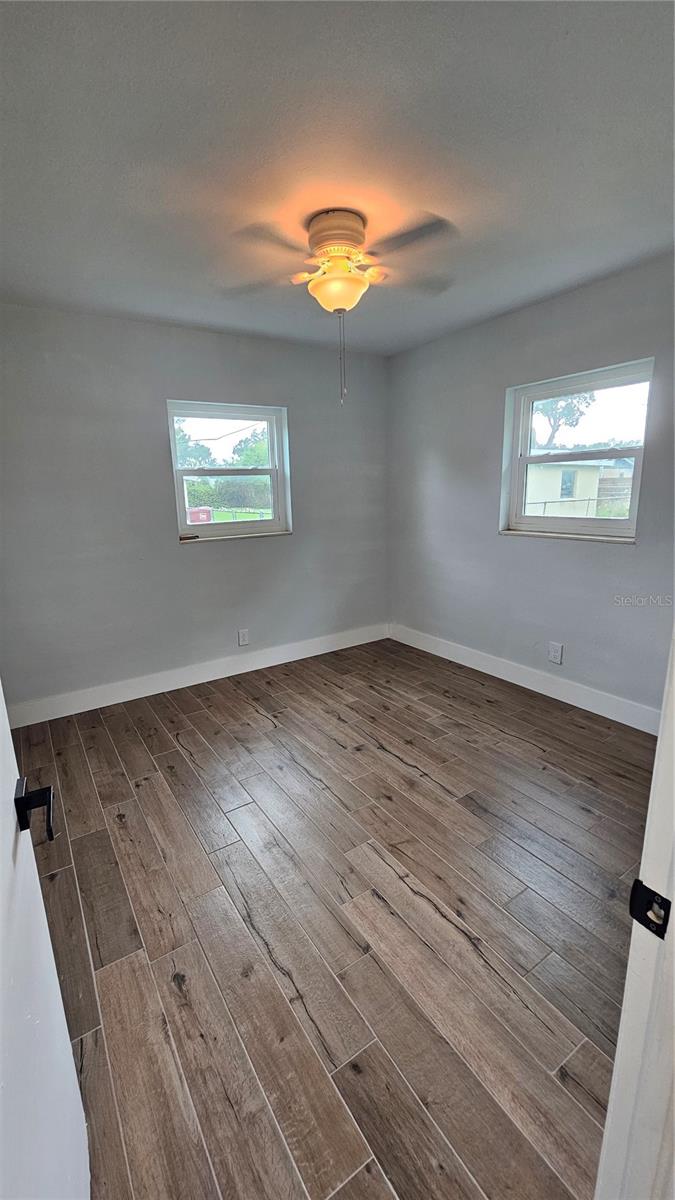 1806 E LINDA ST — photo 20