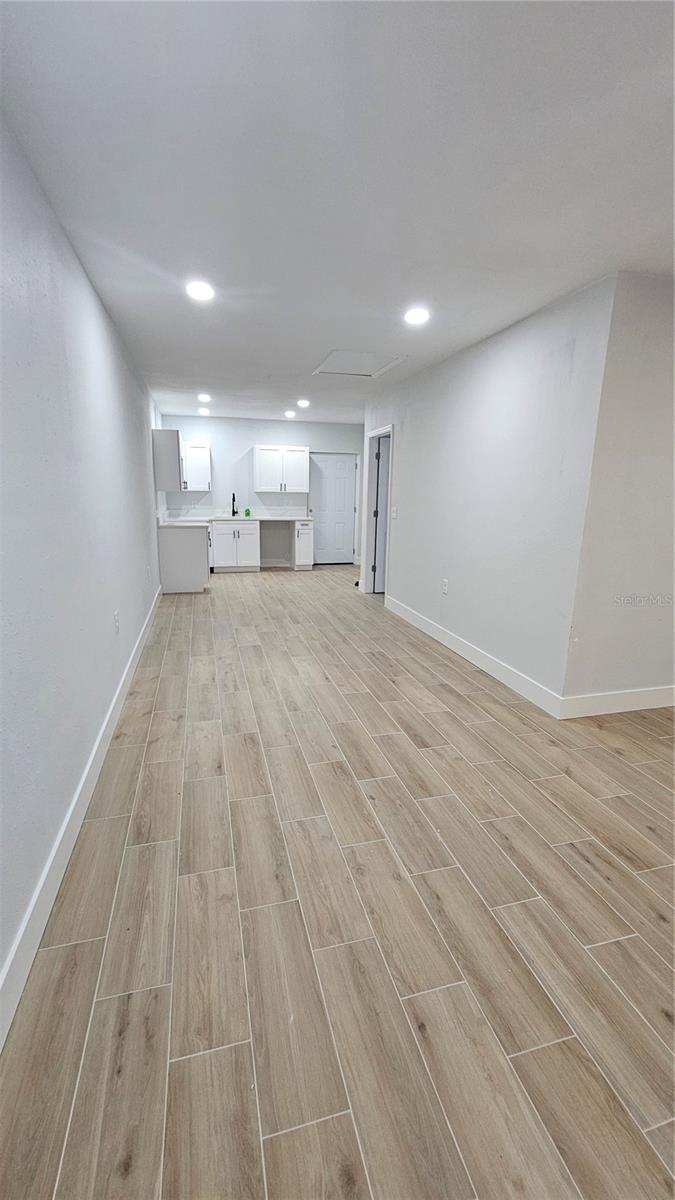 1806 E LINDA ST — photo 22