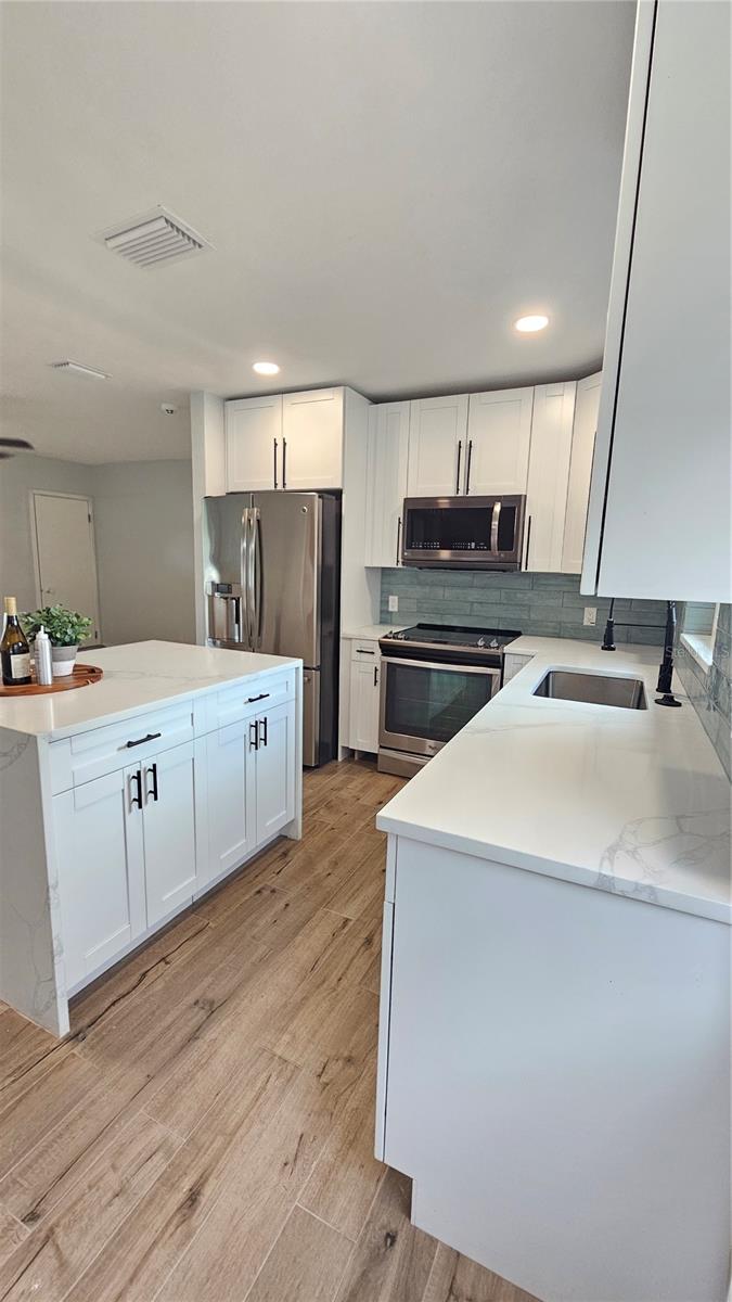 1806 E LINDA ST — photo 12