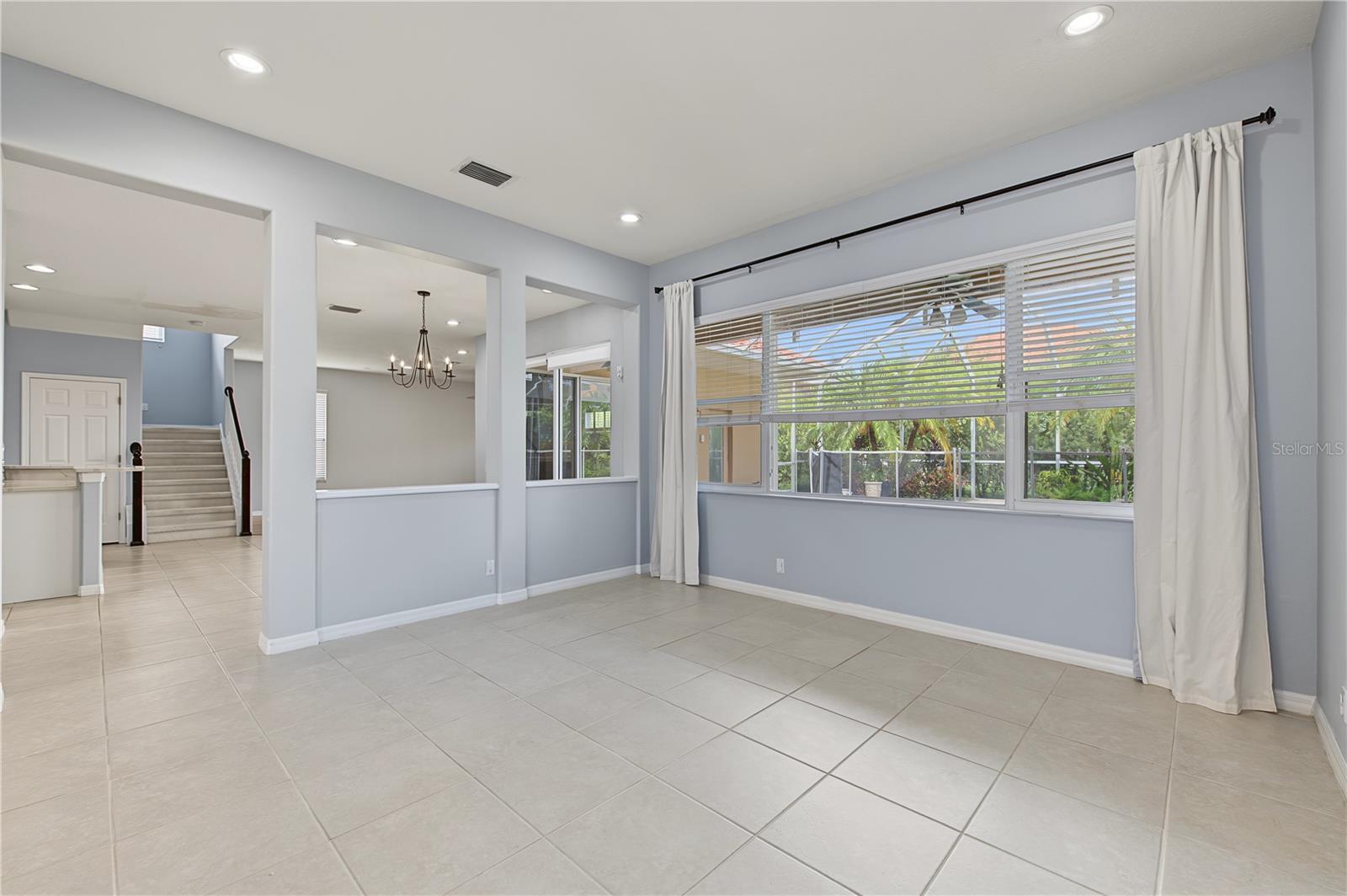2309 MESSENGER CIR — photo 17
