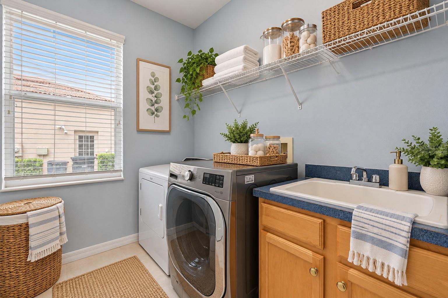 2309 MESSENGER CIR — photo 42