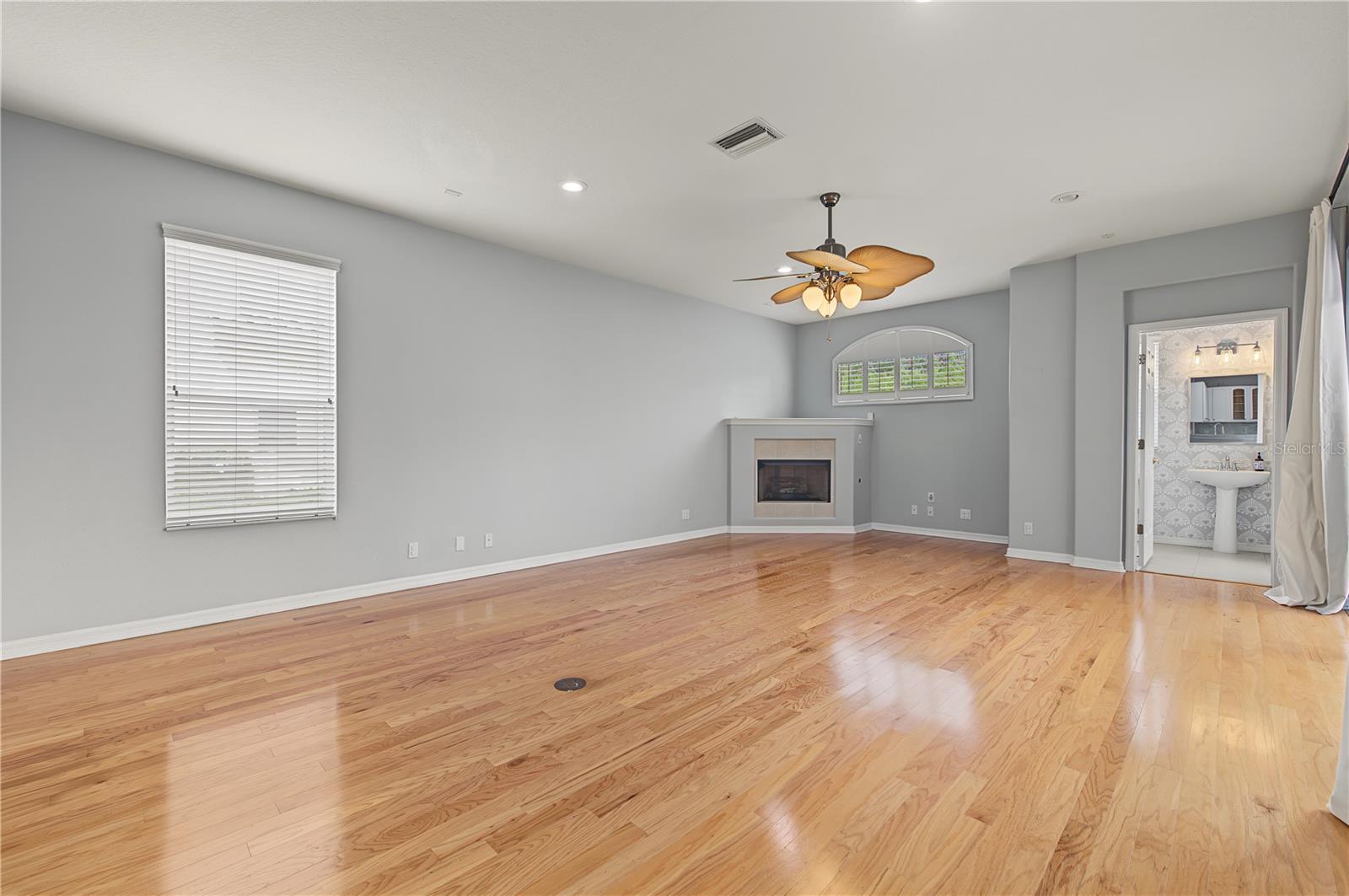 2309 MESSENGER CIR — photo 26