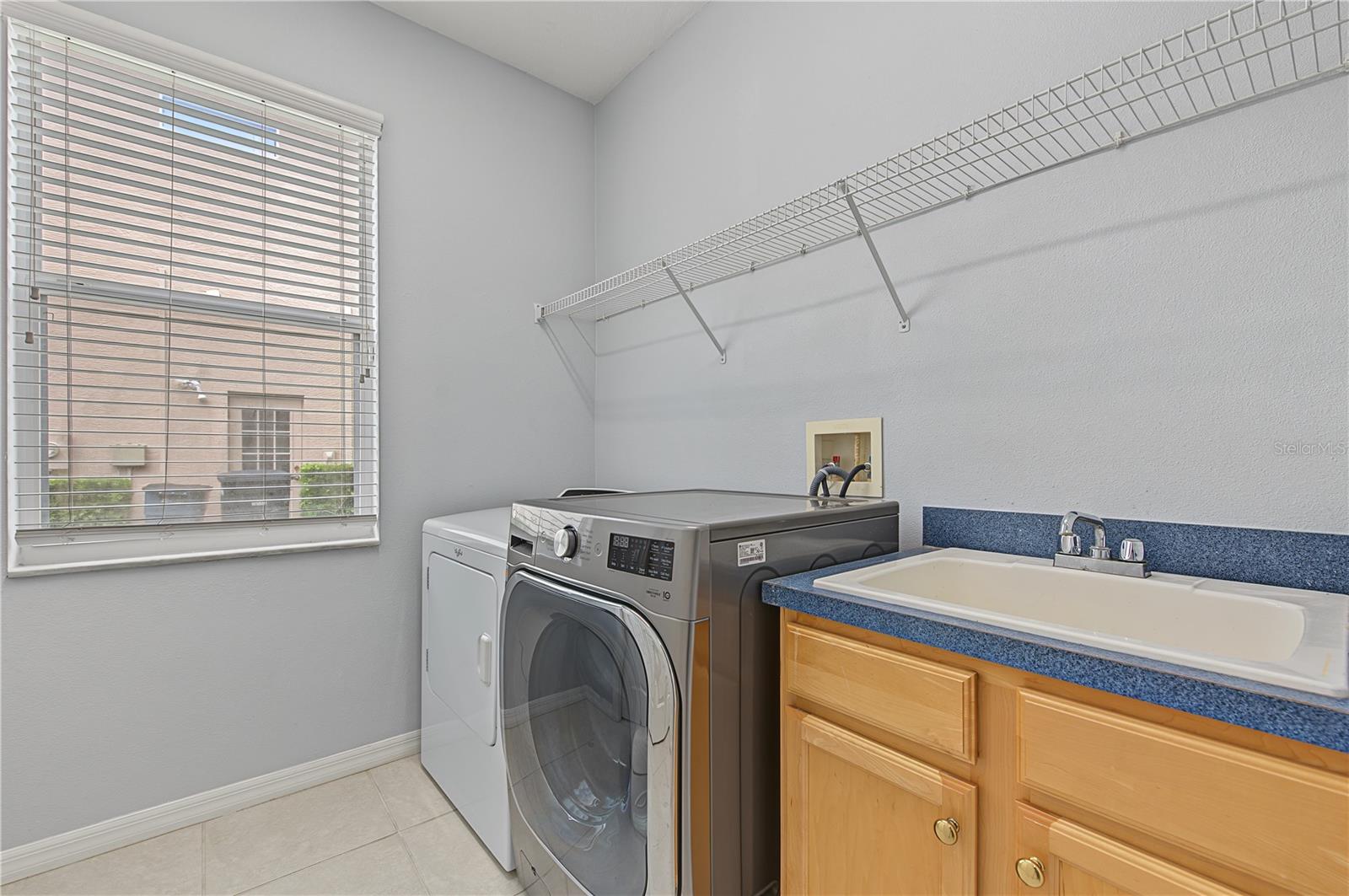 2309 MESSENGER CIR — photo 43
