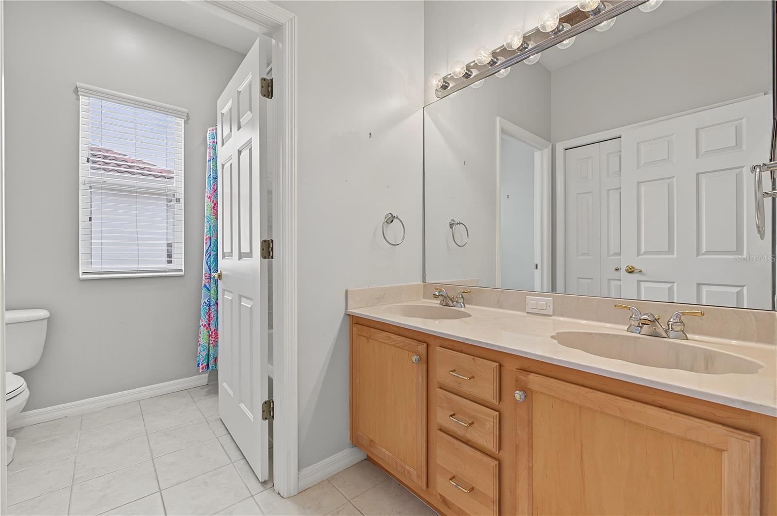 2309 MESSENGER CIR — photo 38