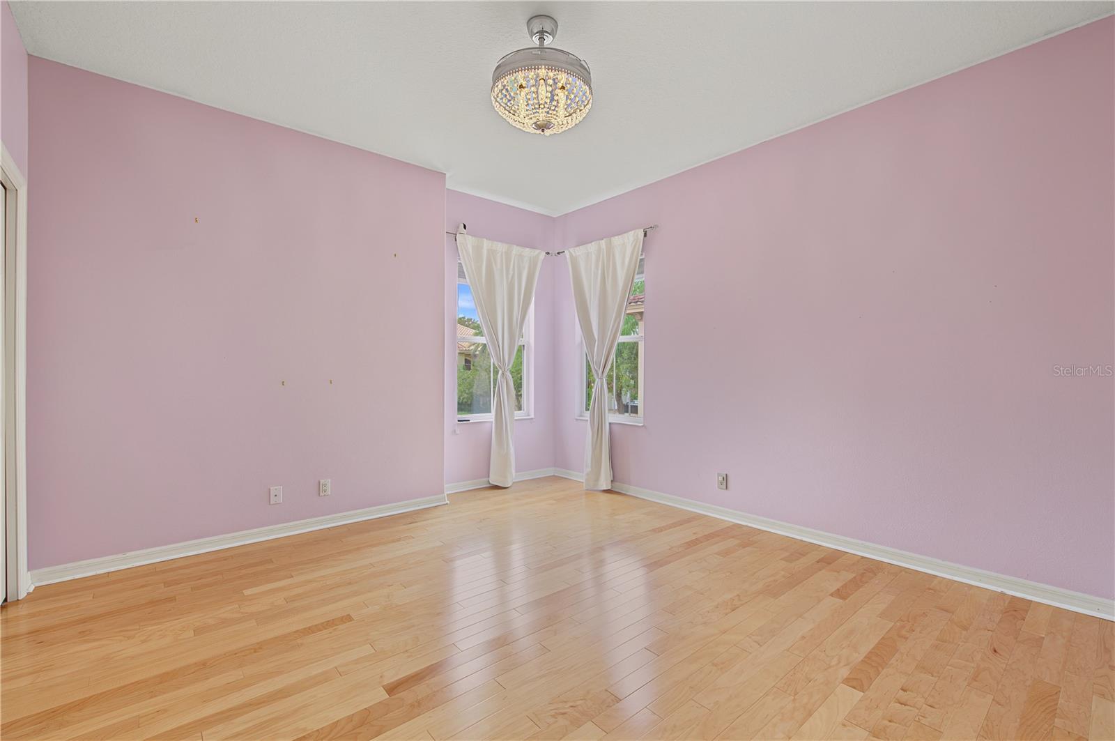 2309 MESSENGER CIR — photo 36