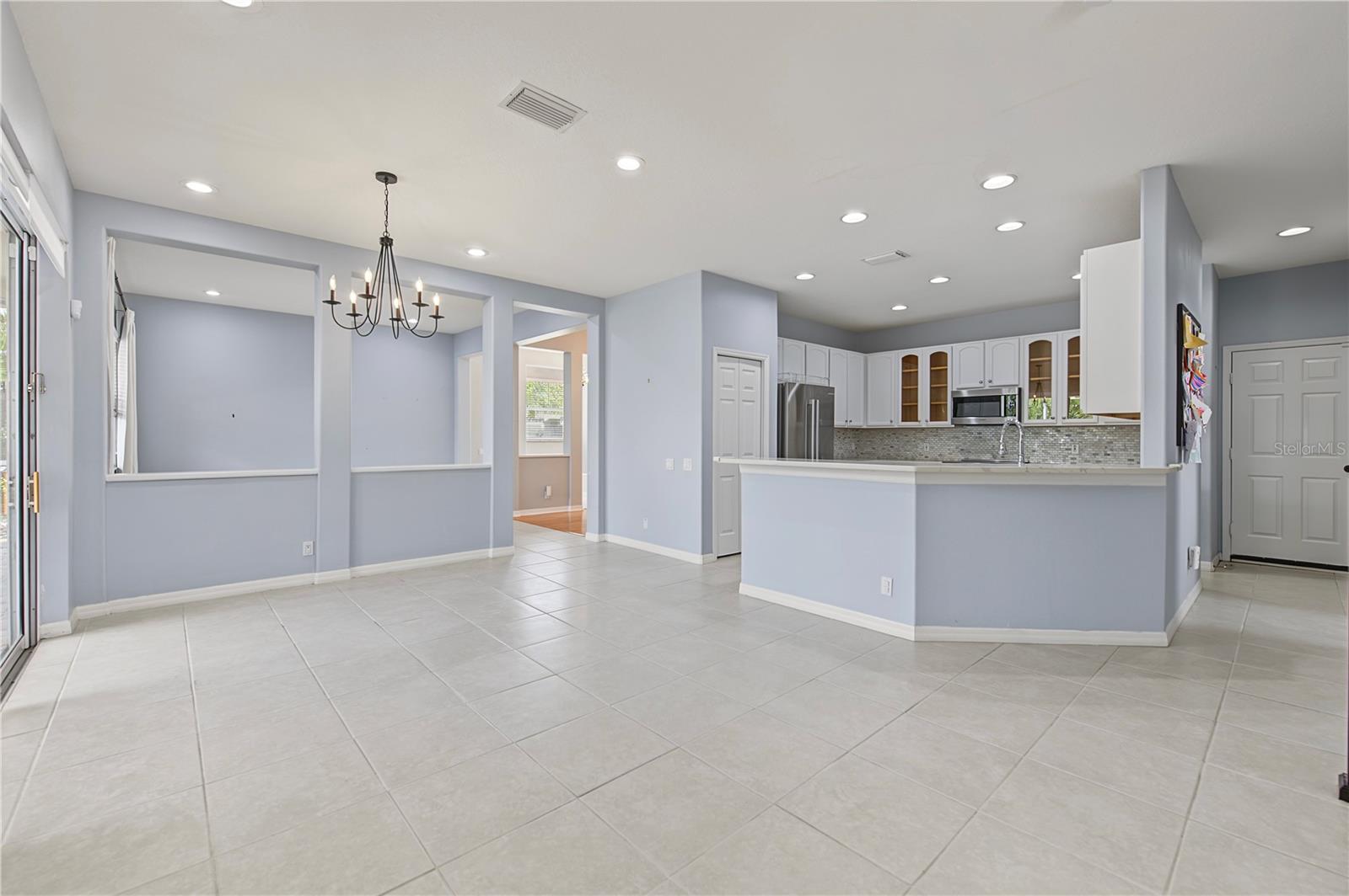 2309 MESSENGER CIR — photo 23
