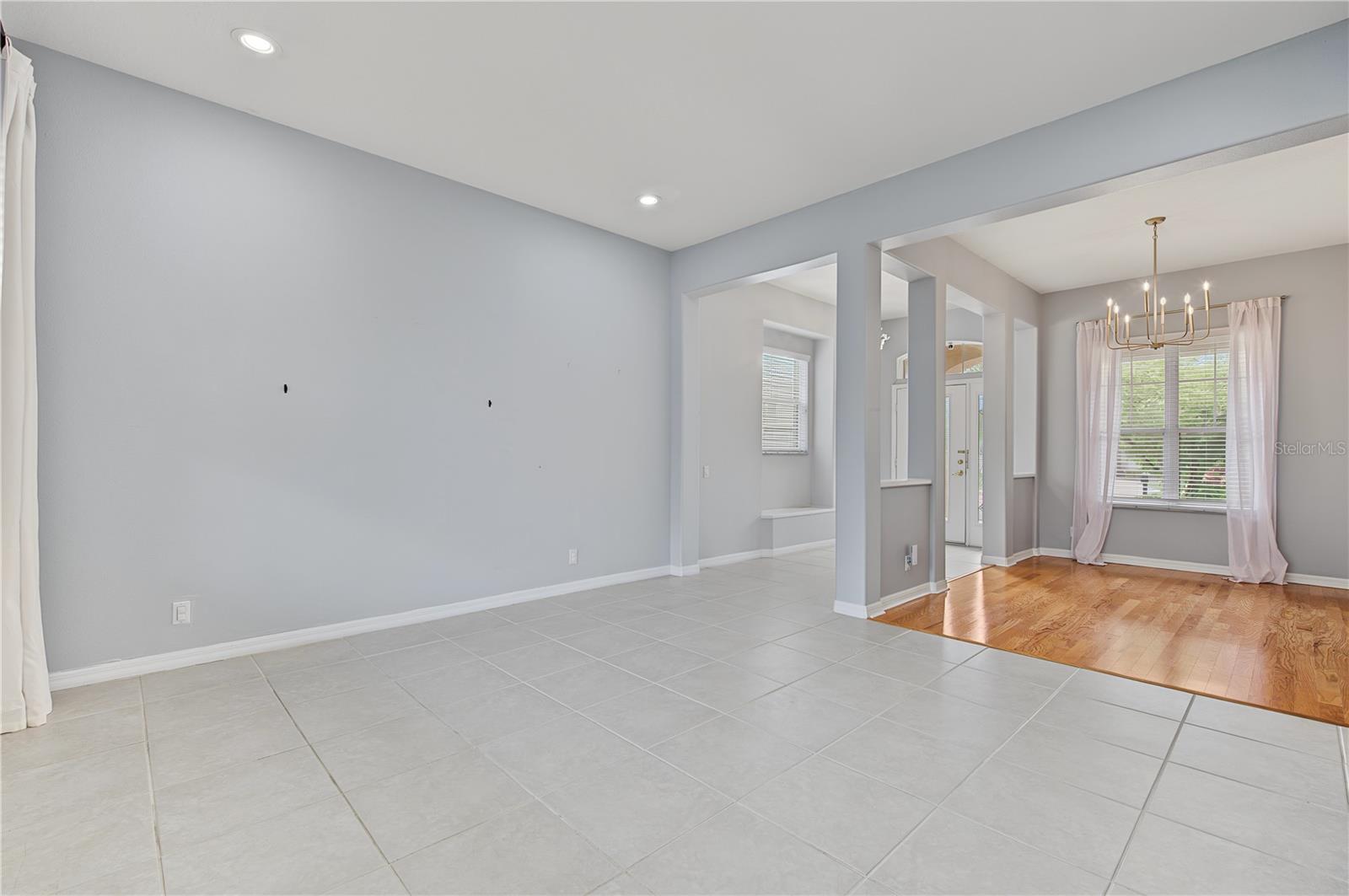 2309 MESSENGER CIR — photo 18
