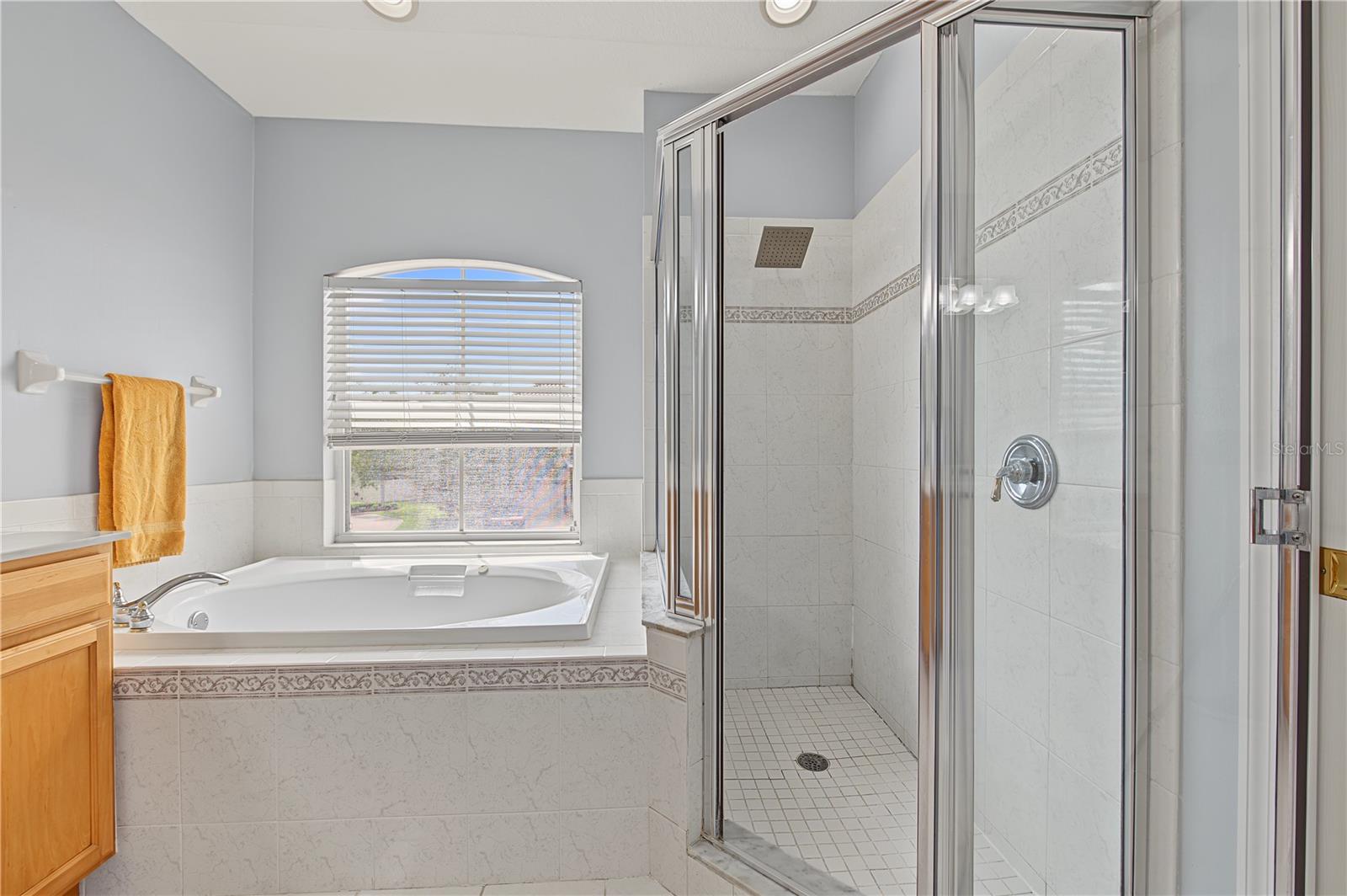2309 MESSENGER CIR — photo 33
