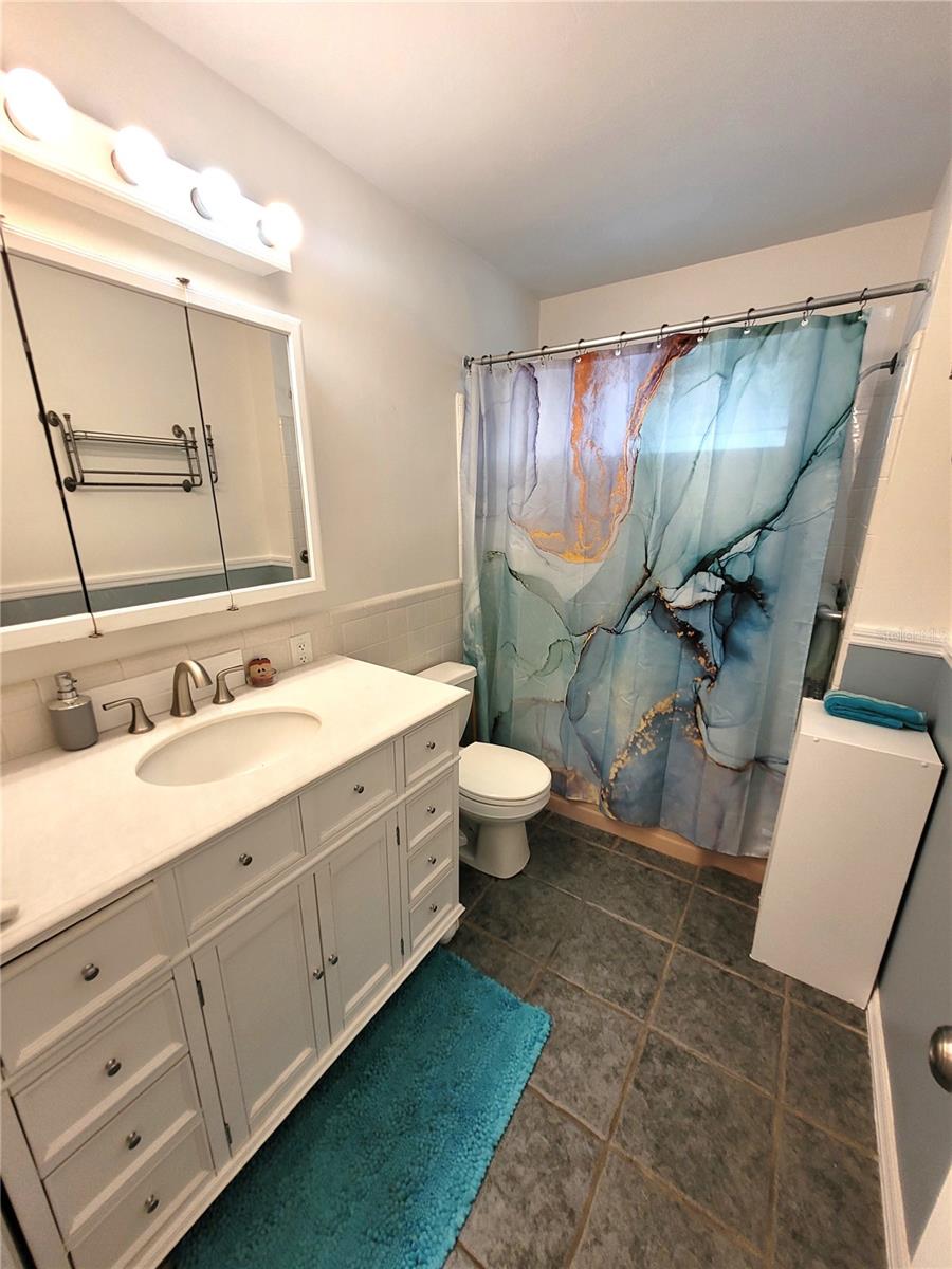 137 MIDWAY IS — photo 11