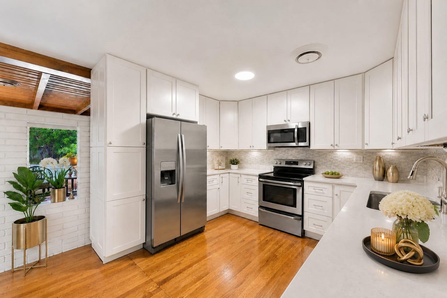 443 PARK ST N — photo 10