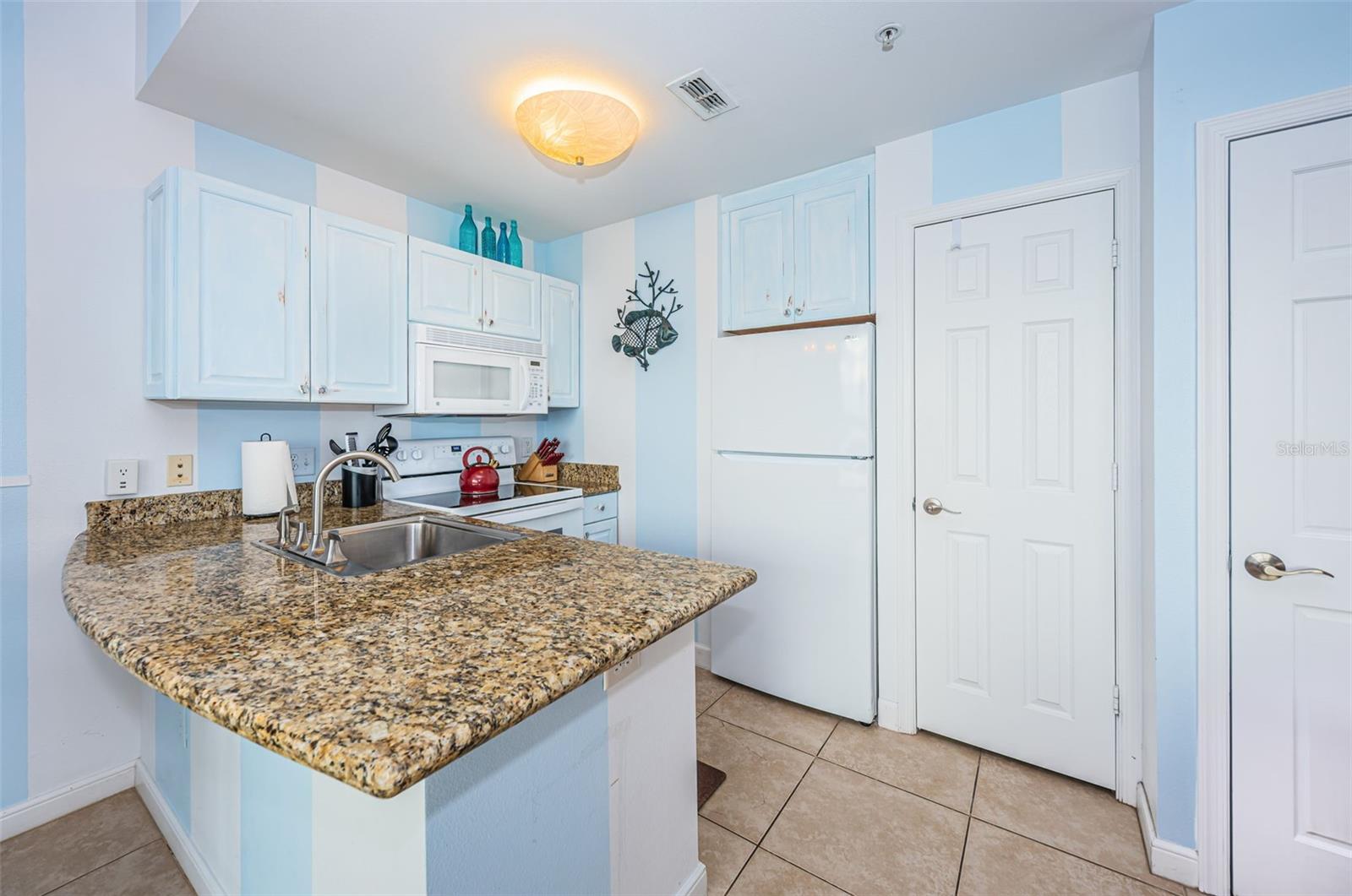 8800 BAY PINES BLVD #409 — photo 17