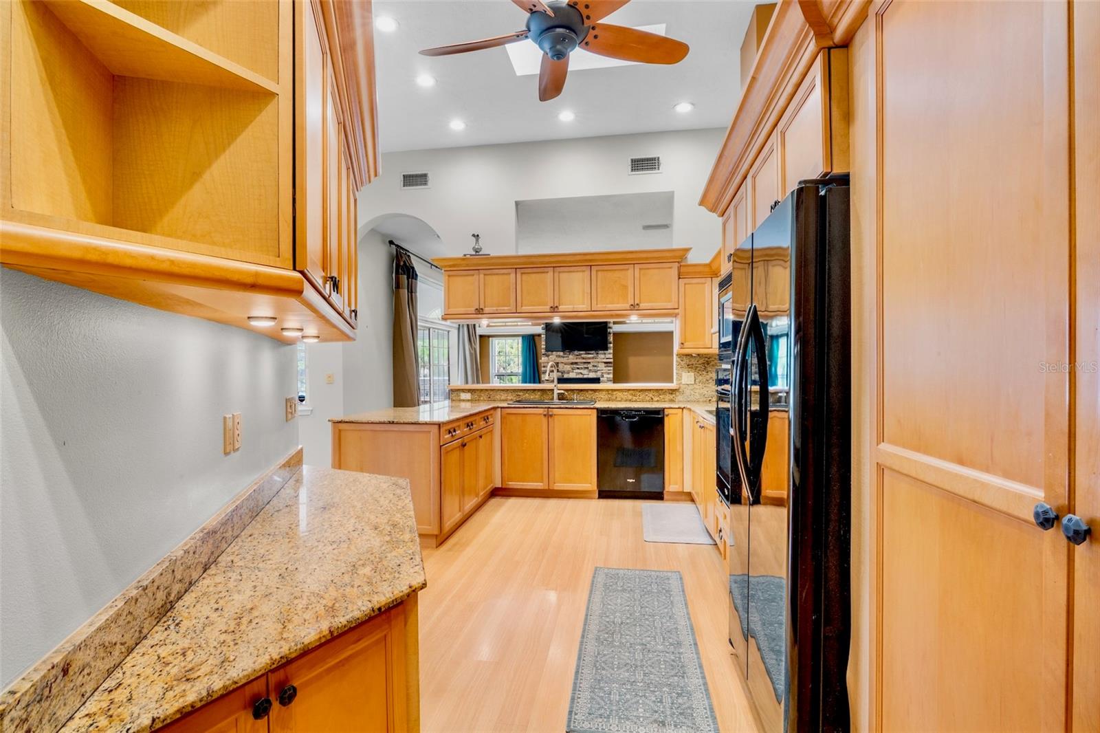 4424 FRIAR TUCK LN — photo 10