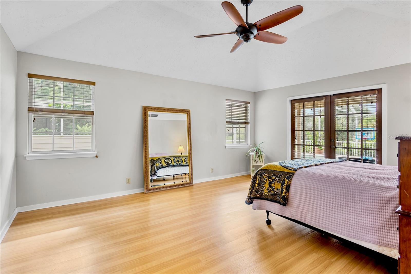 4424 FRIAR TUCK LN — photo 21