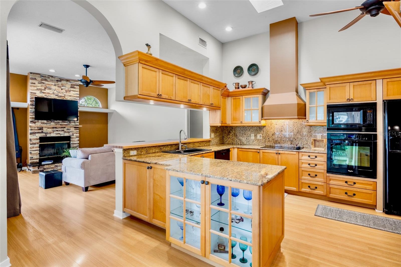 4424 FRIAR TUCK LN — photo 8