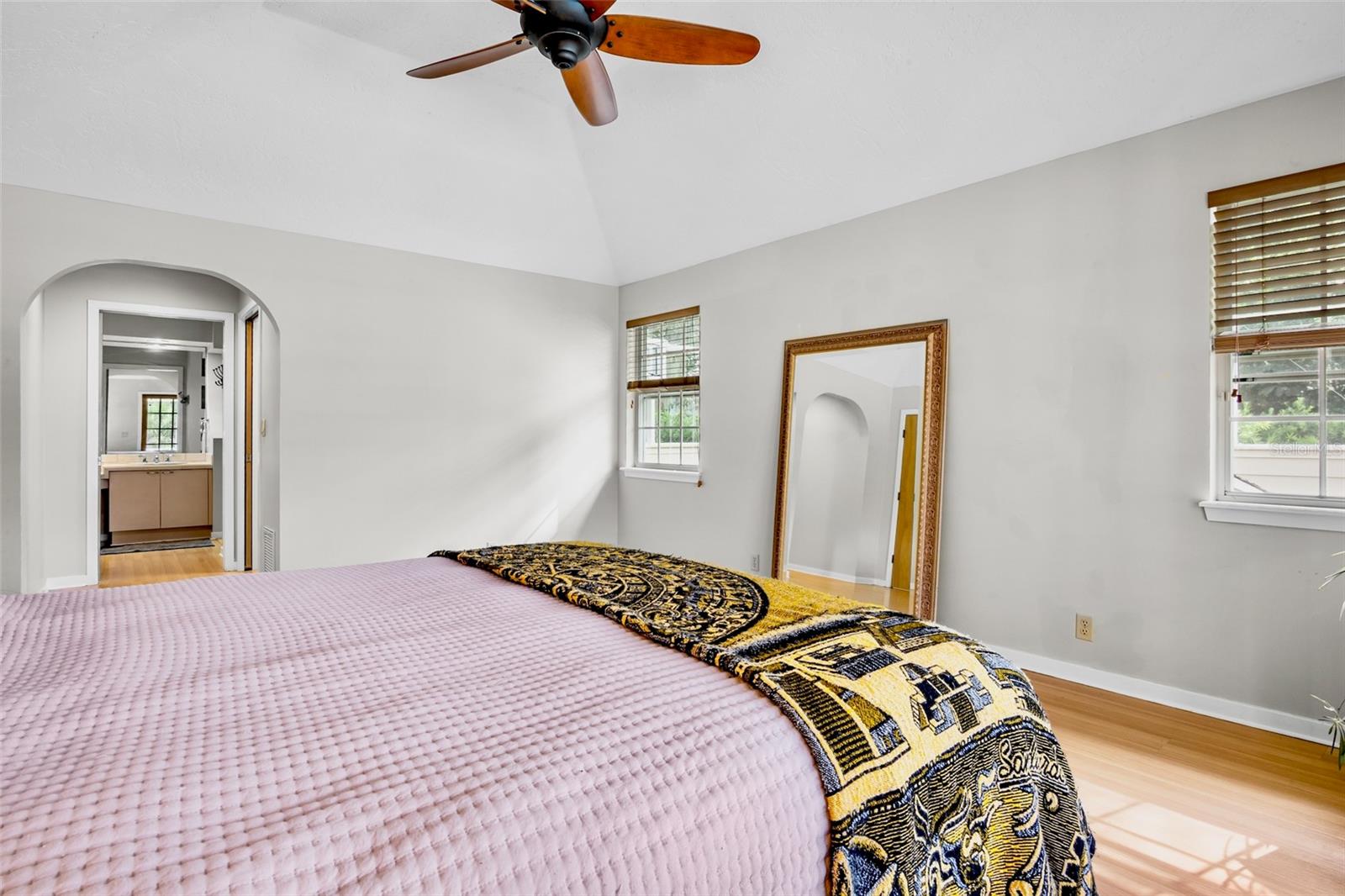 4424 FRIAR TUCK LN — photo 22