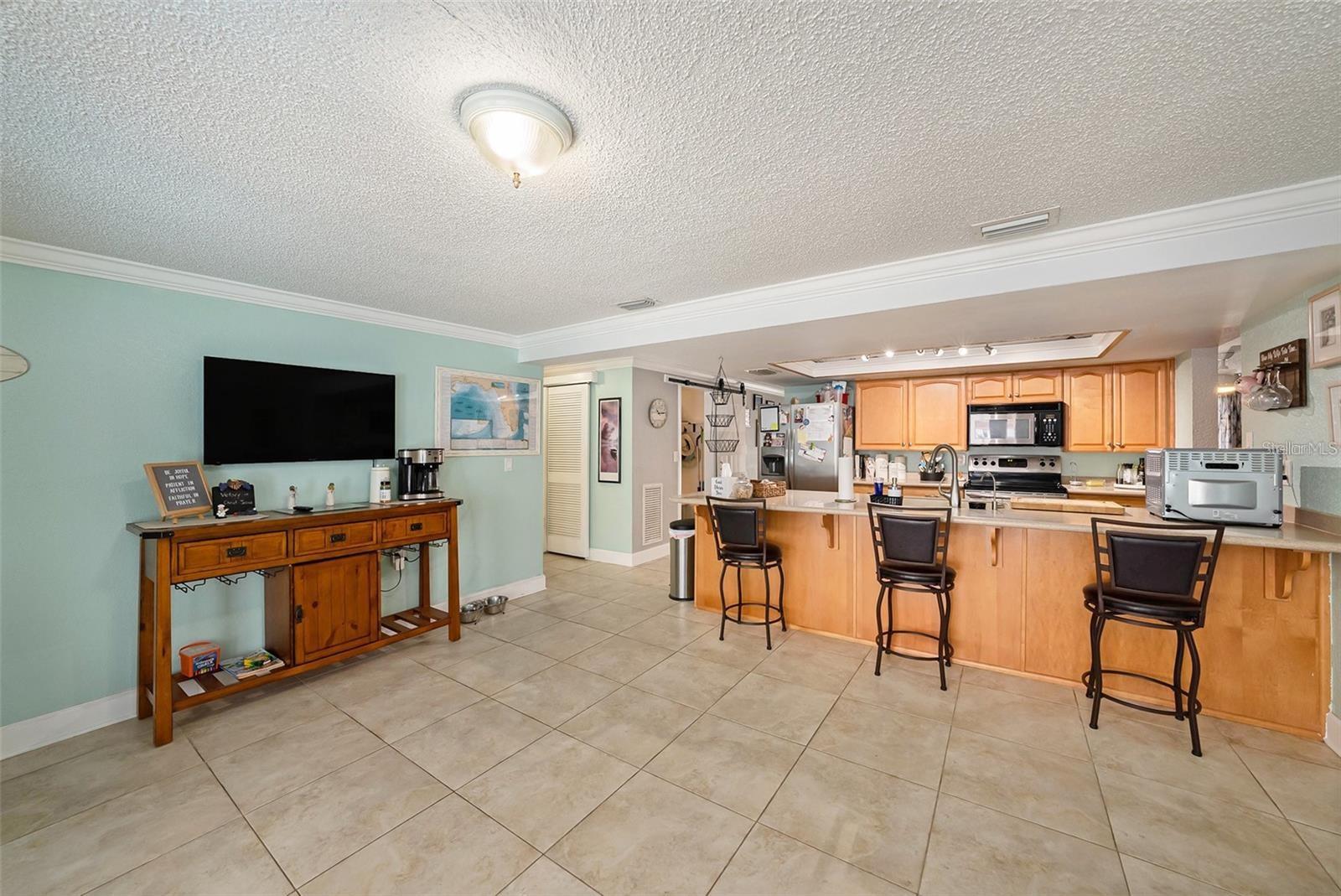 1117 RUSHMORE DR — photo 7