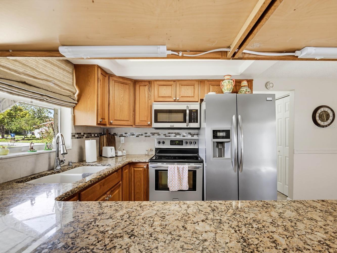 7130 HOLLYBAY RD — photo 16