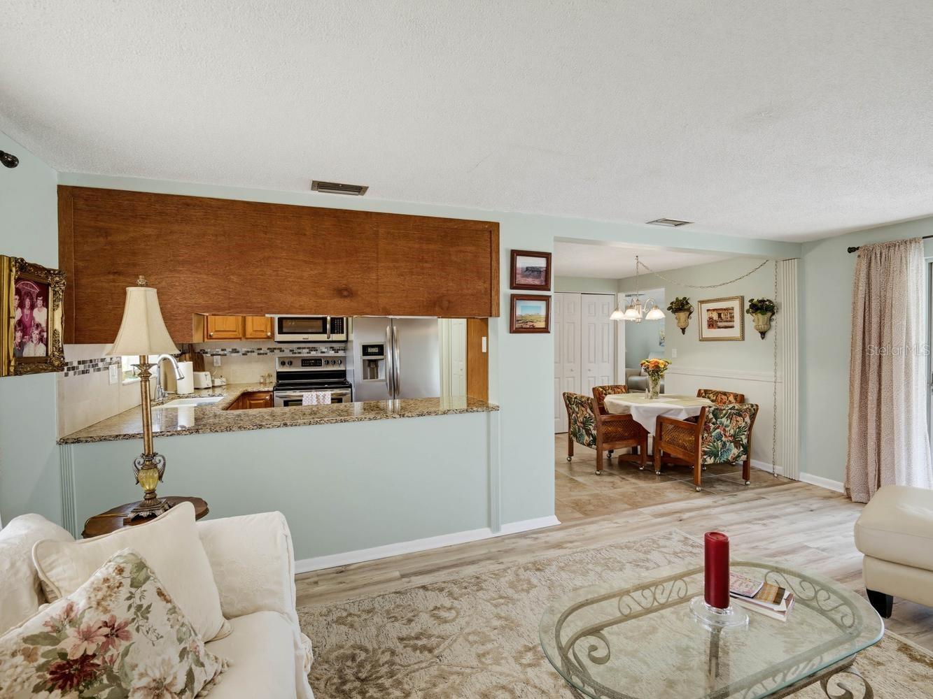 7130 HOLLYBAY RD — photo 20