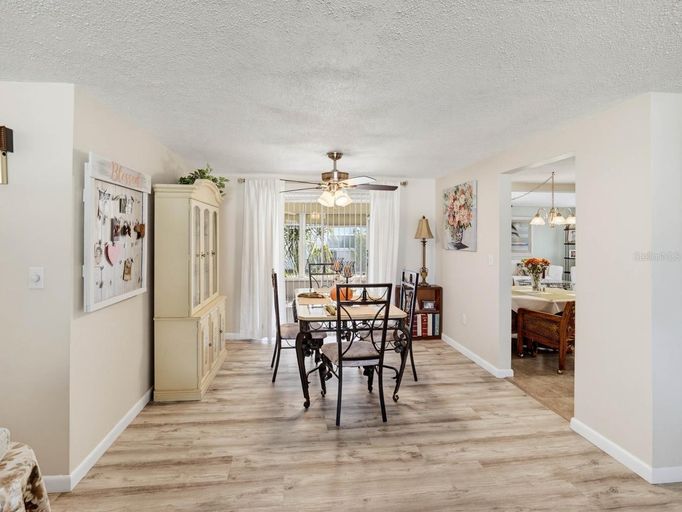 7130 HOLLYBAY RD — photo 9