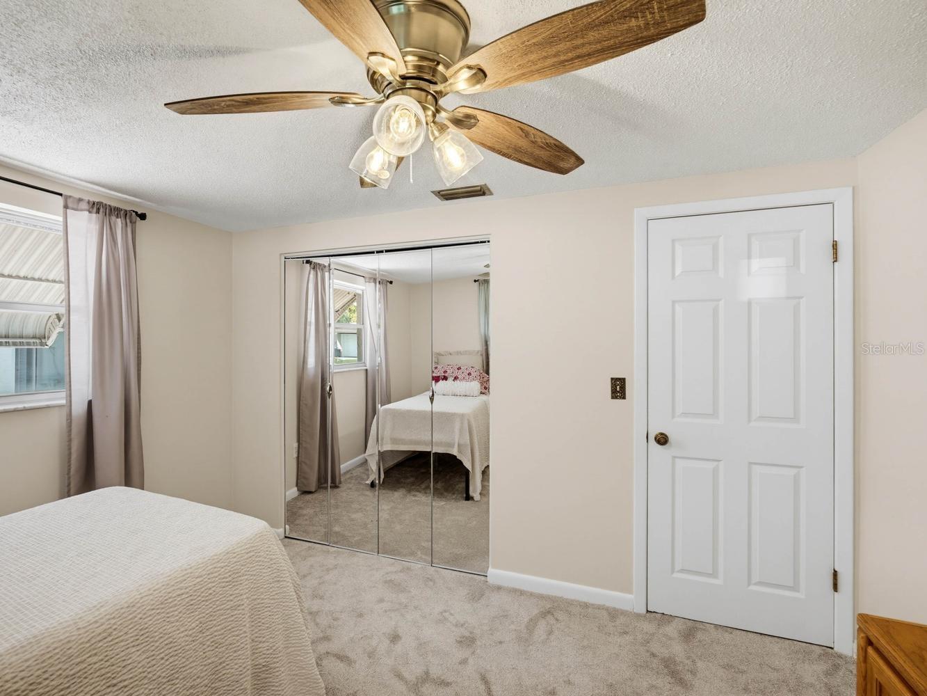 7130 HOLLYBAY RD — photo 31