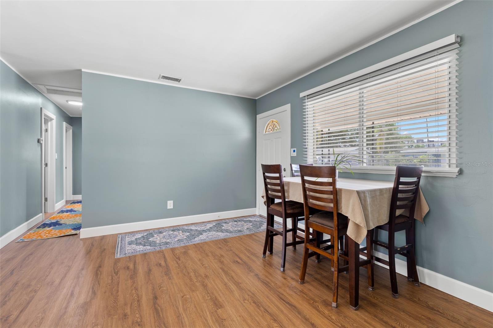 5601 BAY ST NE — photo 11