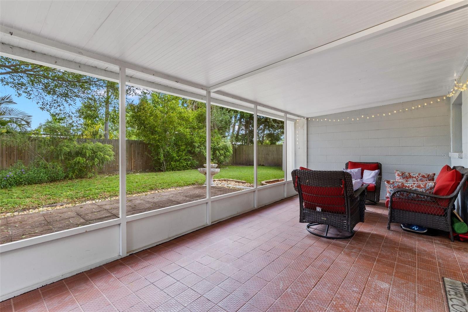 5601 BAY ST NE — photo 19