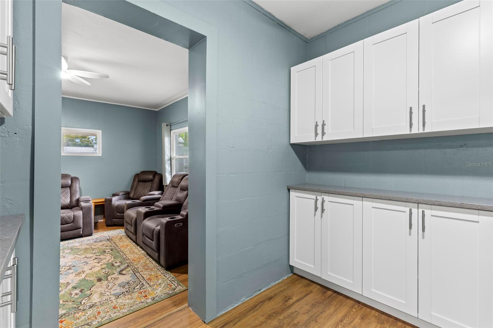5601 BAY ST NE — photo 5