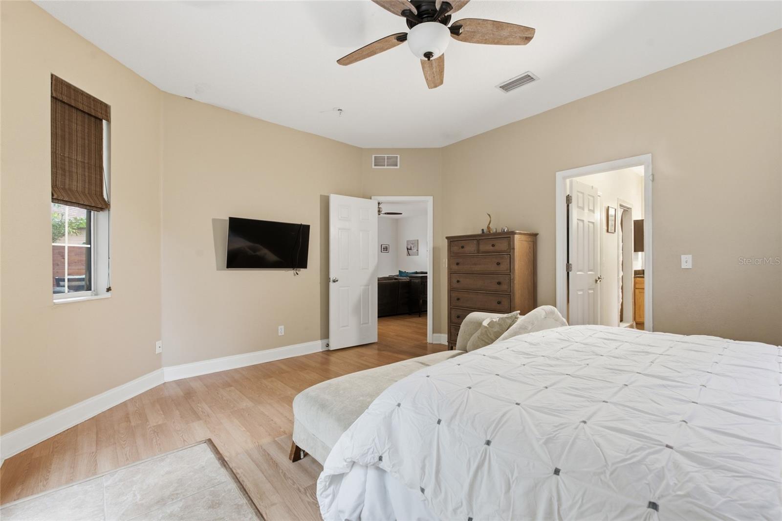 4521 JUANITA WAY S — photo 26