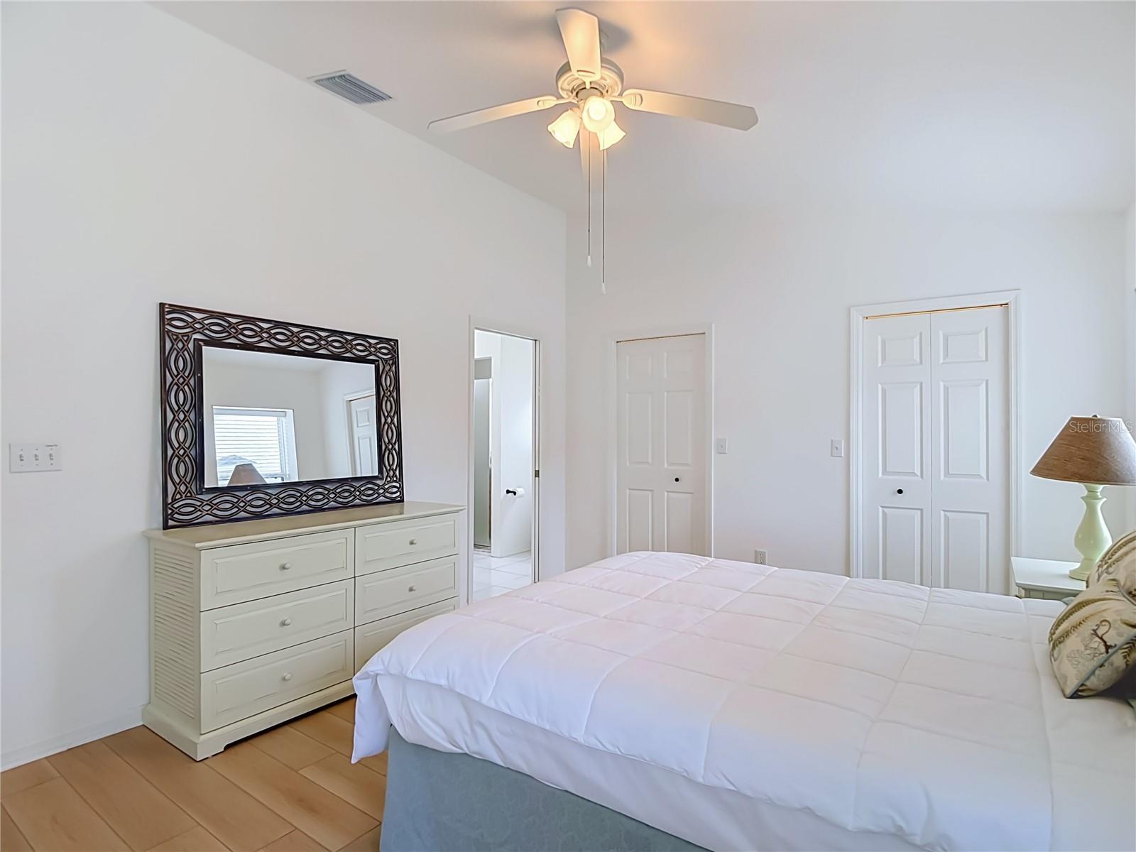 572 SALMON CT — photo 19