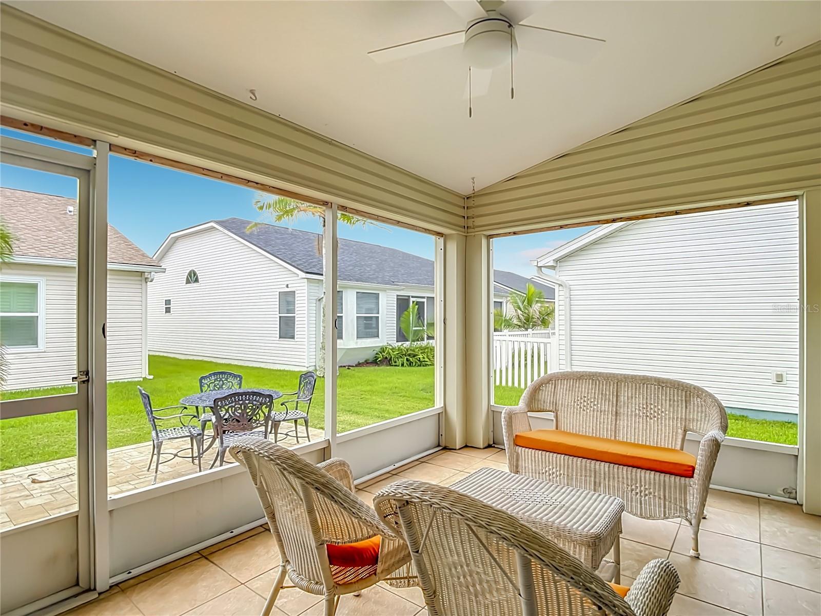572 SALMON CT — photo 26