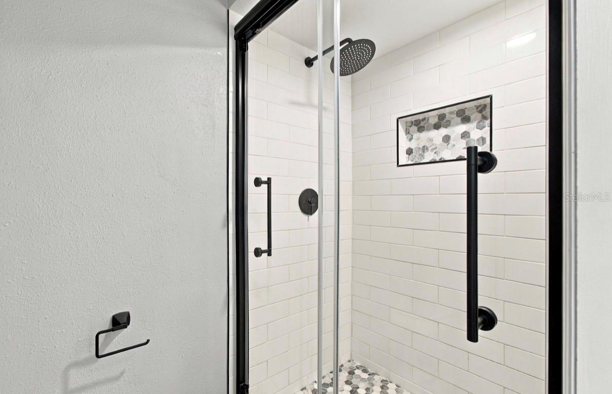 15431 W POND WOODS DR #15431 — photo 31